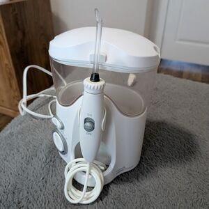 Waterpik Water Flosser (Read Description)